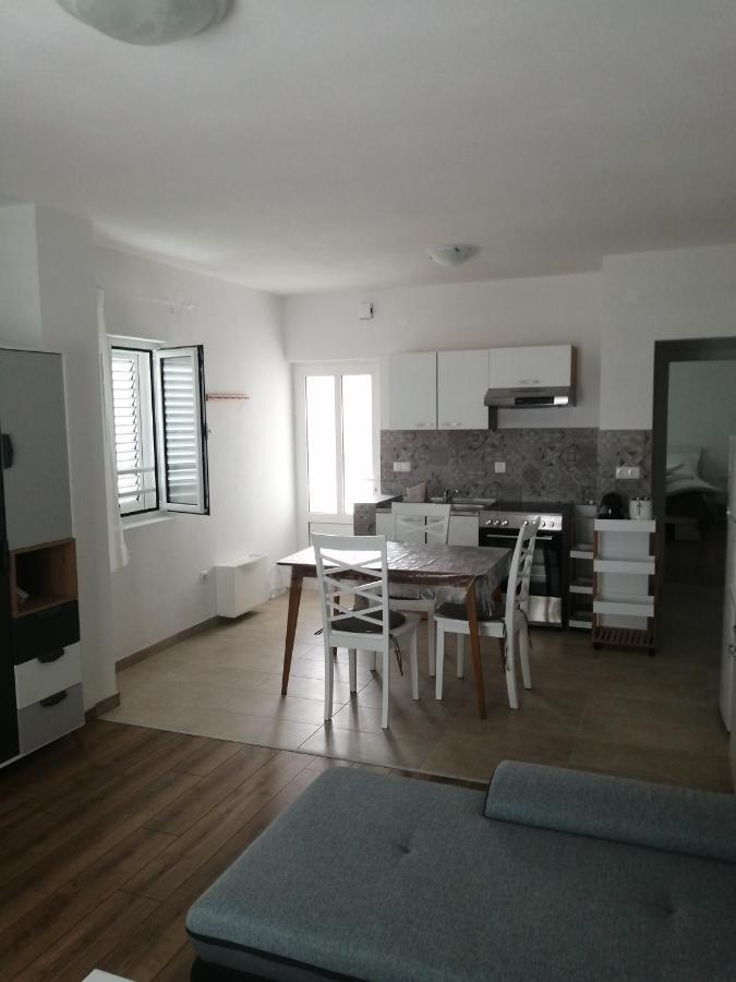 Apartment Rab Town Zewnętrze zdjęcie